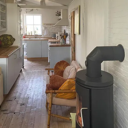 3 Bedroom Awesome In *